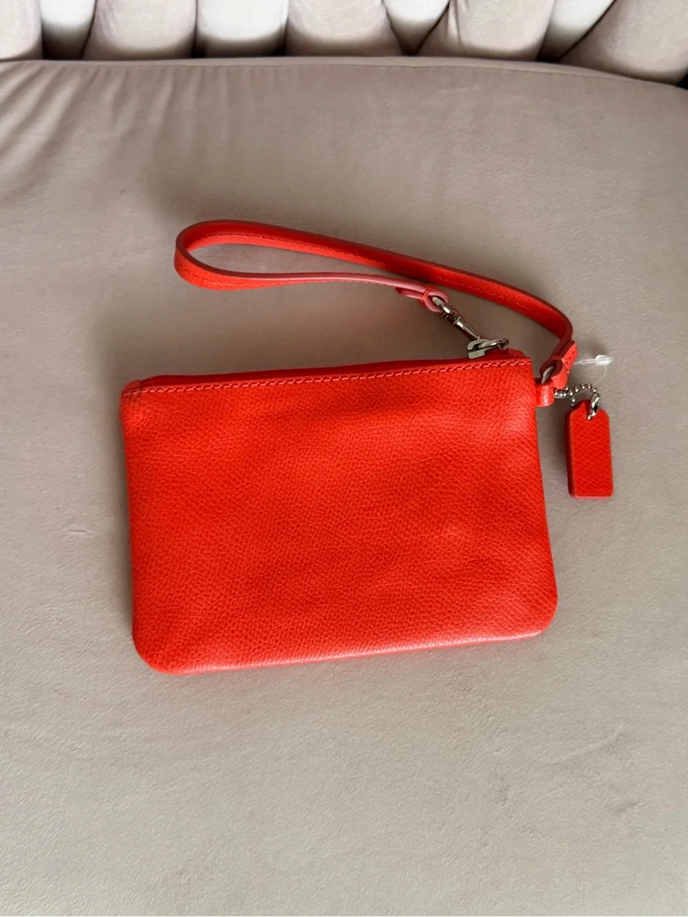 Coach F52850 Crossgrain Leather Small Wristlet in Orange 🍊